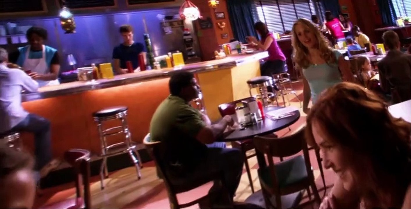 Army Wives S02 E10