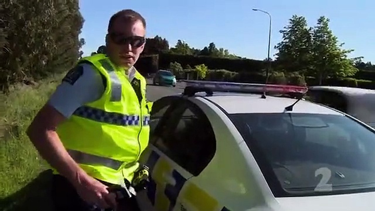 Police Ten 7 - Se23 - Ep03 HD Watch