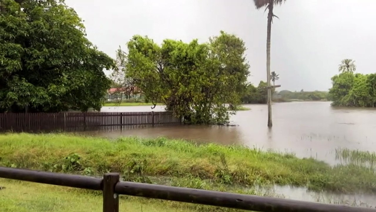 The city of Mackay in Queensland is bracing for flooding to peak in the