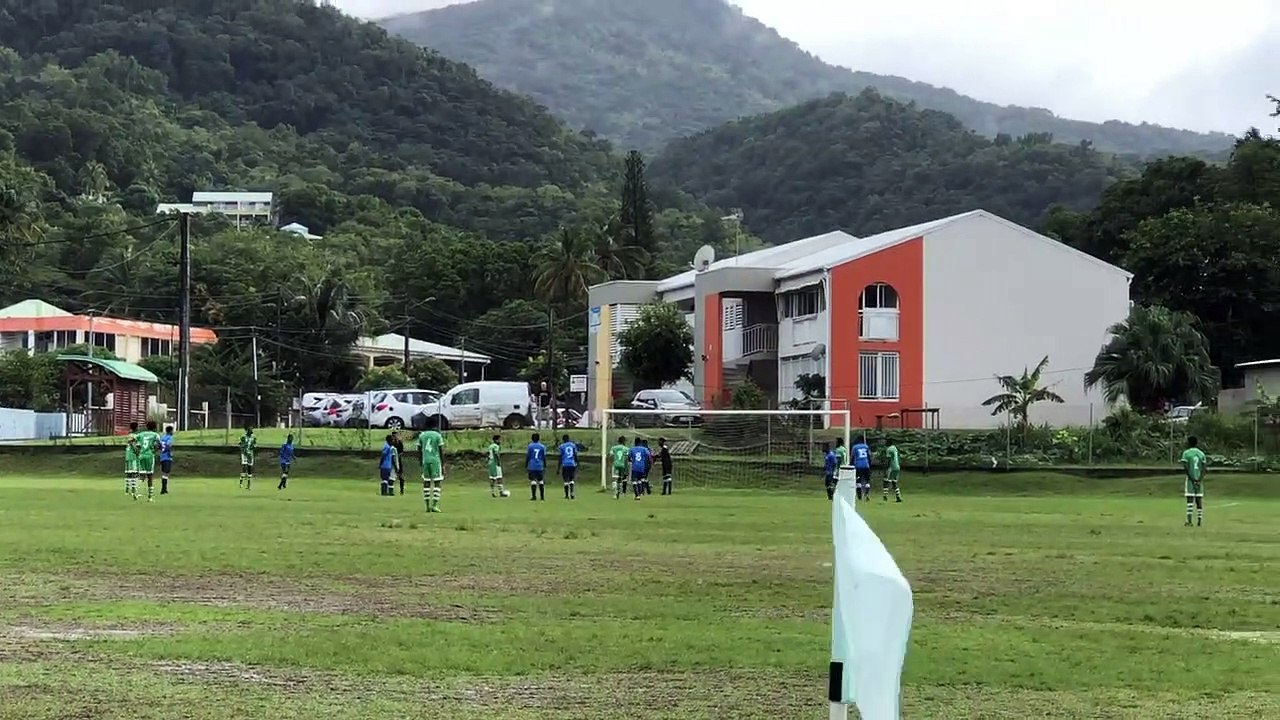 U17