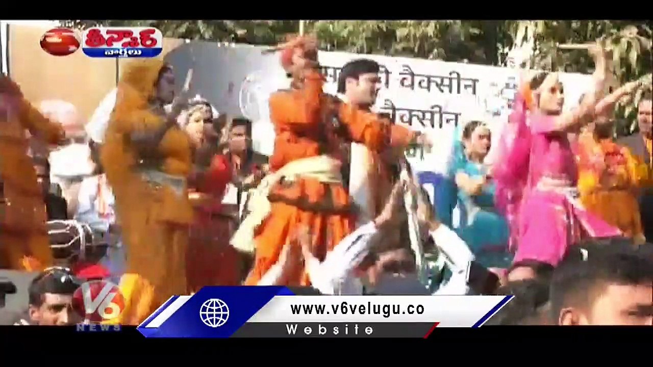 PM Modi Holds Roadshow In Delhi As BJP National Executive Begins _ V6 Teenmaar