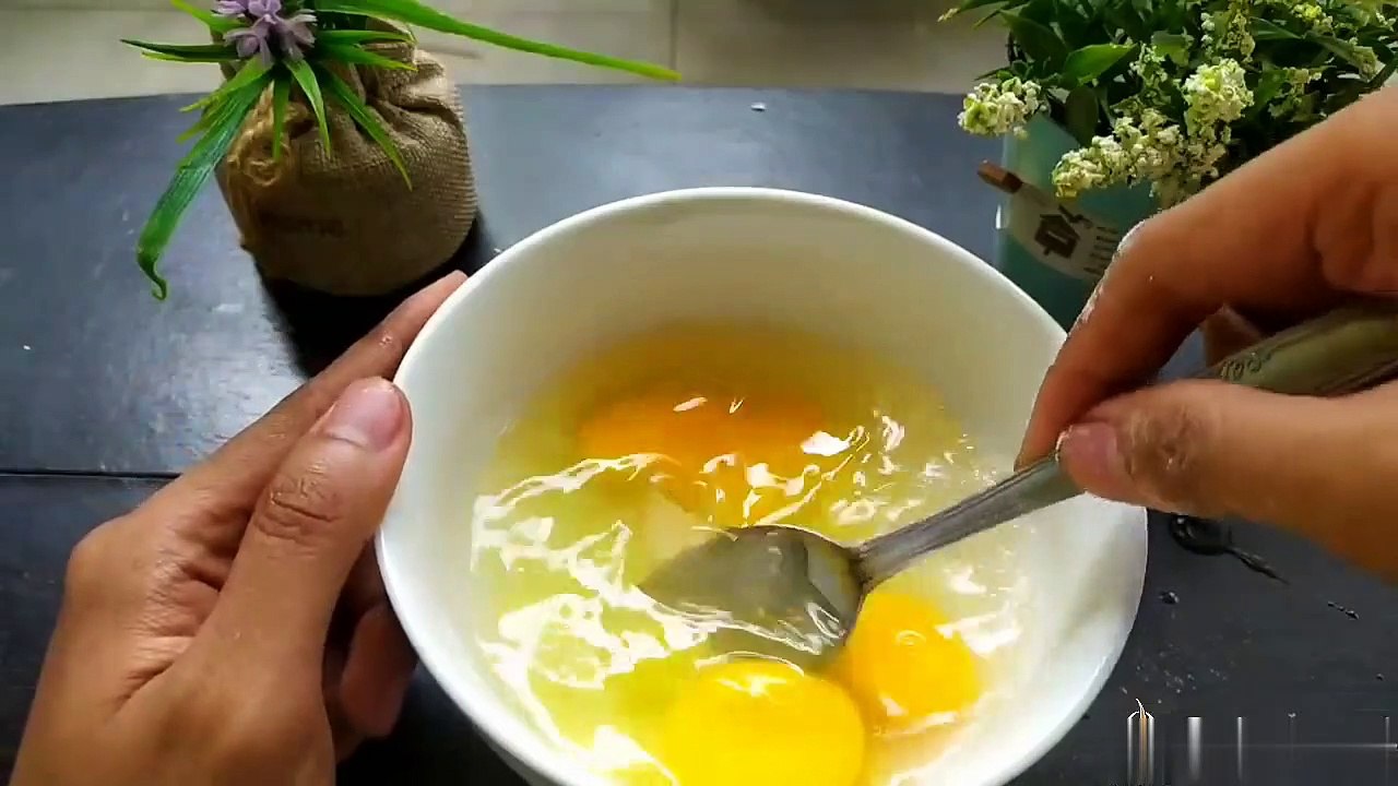 Resep jajanan telur gulung anti gagal