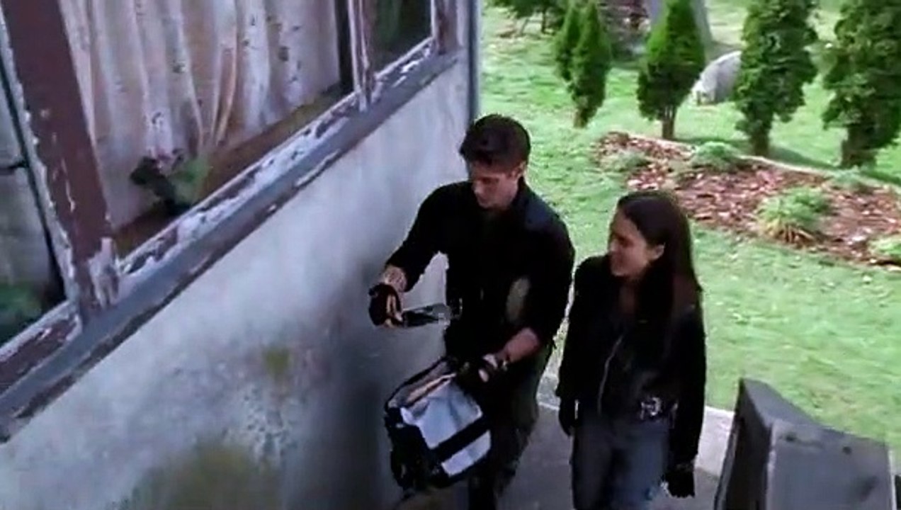 Dark Angel - Se2 - Ep06 - Two HD Watch