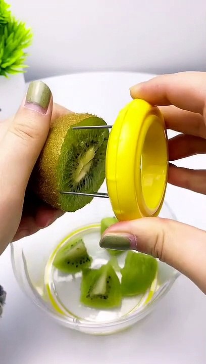 Unique Kitchen Items #4 - Kiwi Slicer