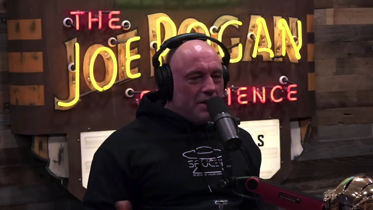 JRE - Anxiety, DRUG DEALING & "The Statue of Limitations"