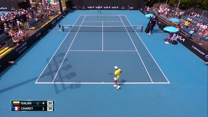 Chardy signe son retour face à Galan : Les temps forts de son 1er tour