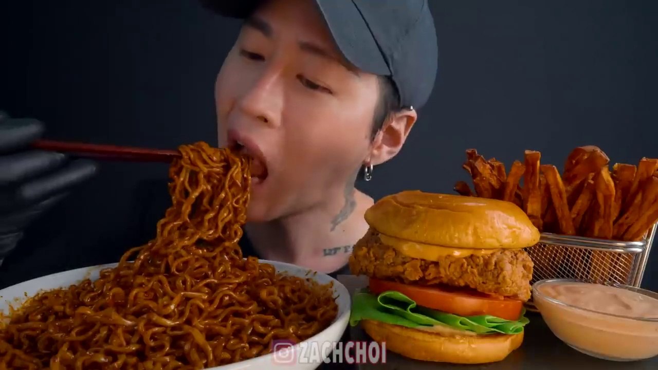 ASMR MUKBANG BLACK BEAN FIRE NOODLES & POPEYES CHICKEN SANDWICH COPYCAT _ COOKING & EATING ASMR