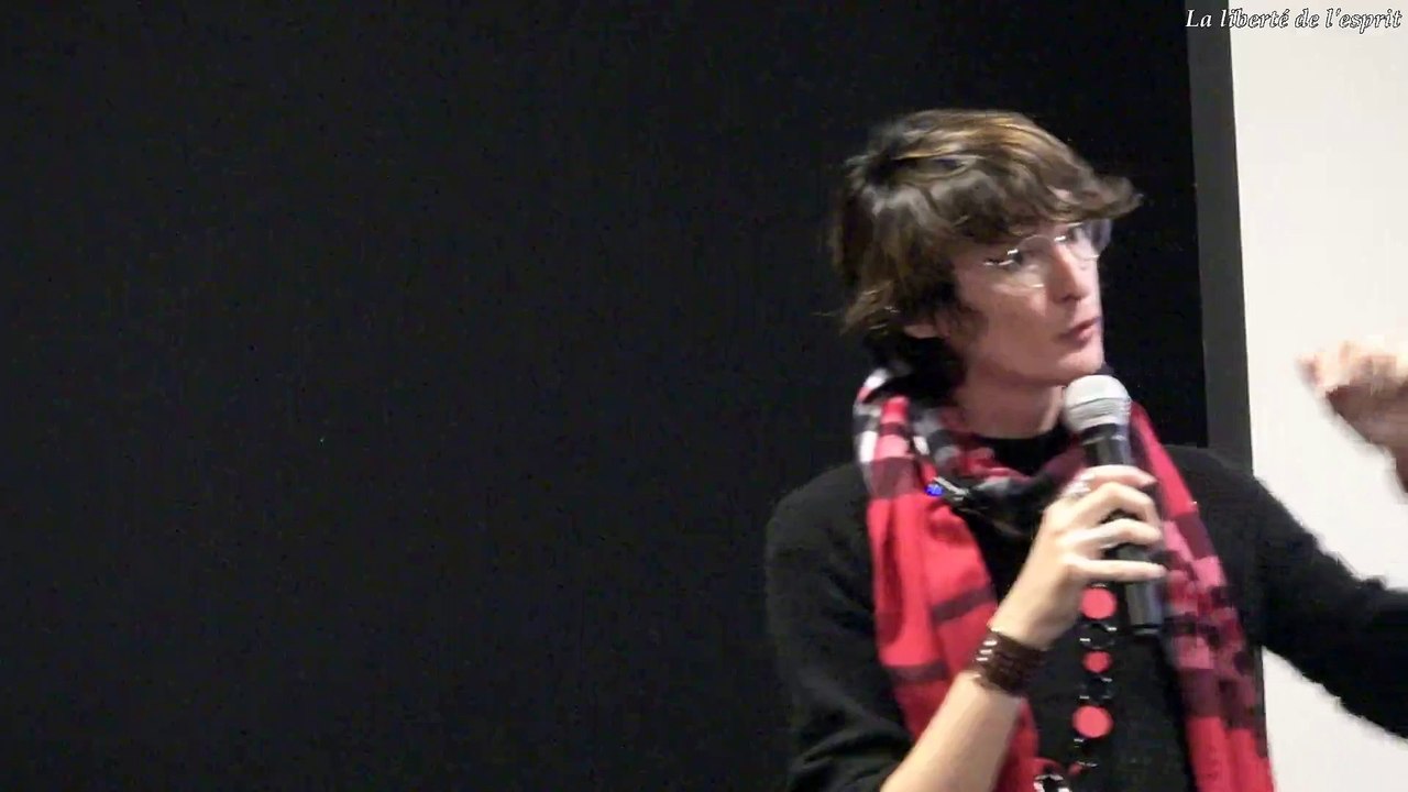 Gwen Pallares maîtresse de conférences en didactique des sciences