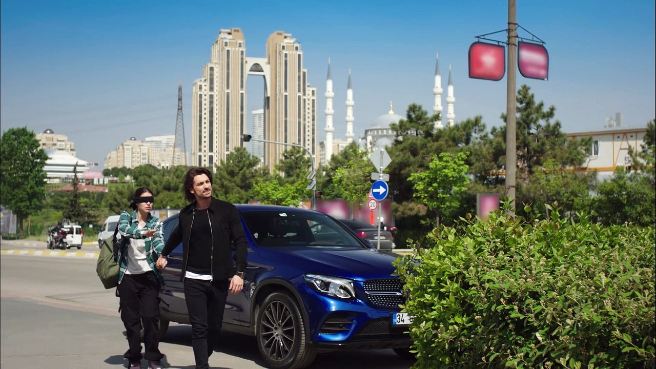 Mrs. Fazilet And Her Daughter in Hindi Subtitle Episode 24 | Fazilet Hanım ve Kızları
