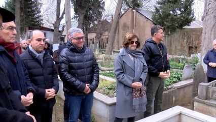 MEHMET ALİ BİRAND MEZARI BAŞINDA ANILDI