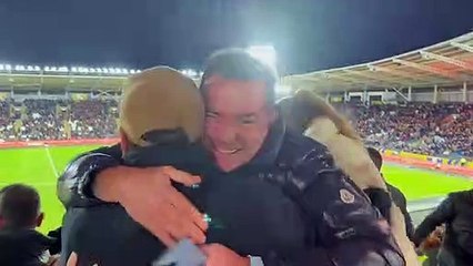 Ertuğrul Özkök: Geçen pazar Acun'un sevinçle sarıldığı bu çok ünlü insan kim?