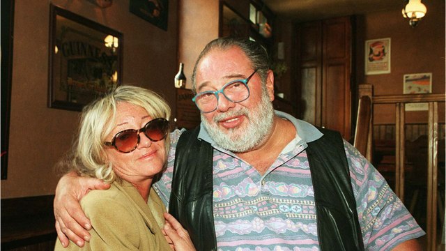 GALA VIDEO - Carlos, le geste désespéré de sa femme avant sa mort : “Je me suis jetée par la fenêtre…”