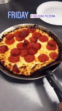 Pizza de Delicias Pizzeria Cubana