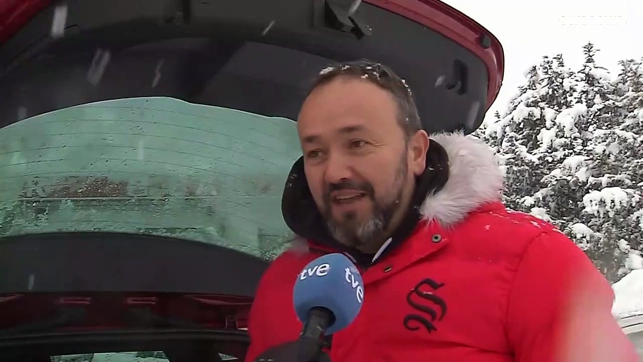 Froid, chutes de neige, vent et précipitations : l'hiver s'installe enfin en Europe