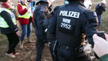 Greta Thunberg, retenida por la Policía en la protesta por la demolición de Lützerath