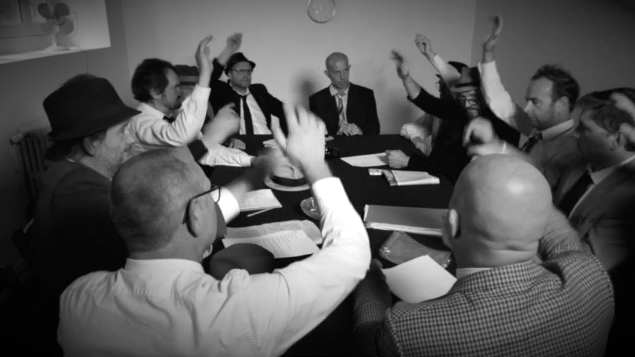 13 hommes en colère