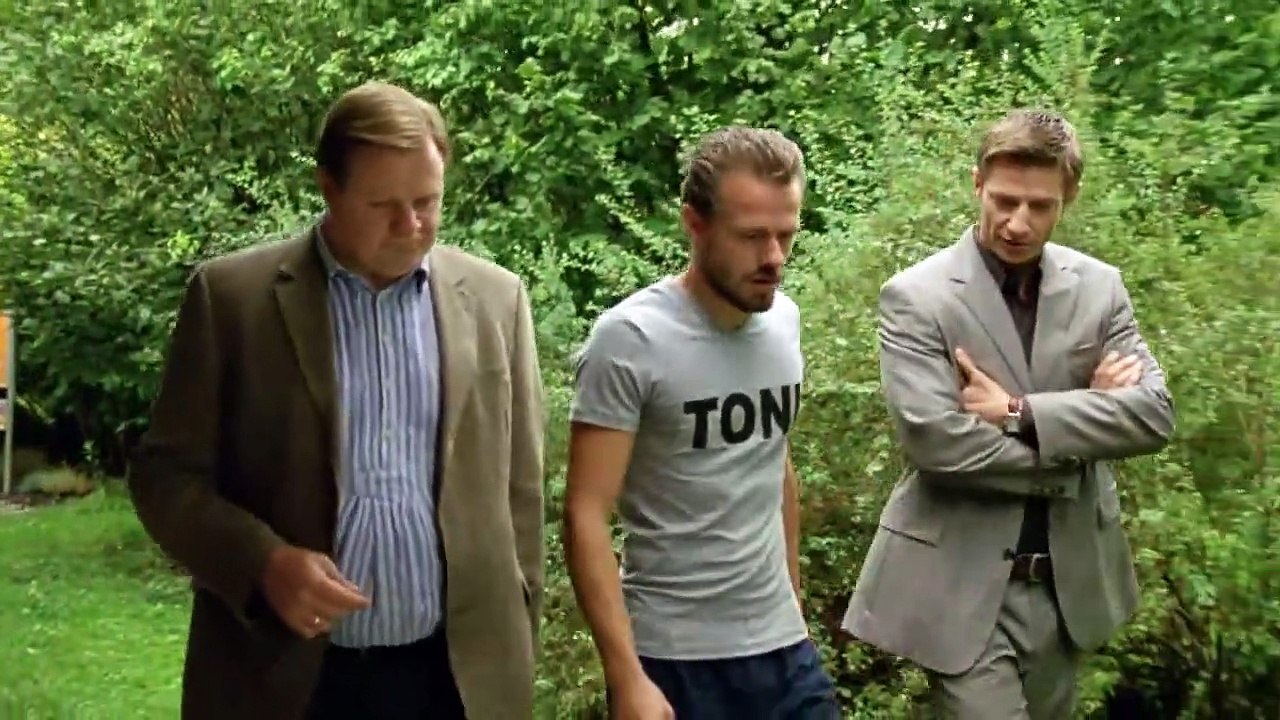 Die Rosenheim-Cops (238) Staffel 11 Folge 26 - Ein Fall von Hochmut