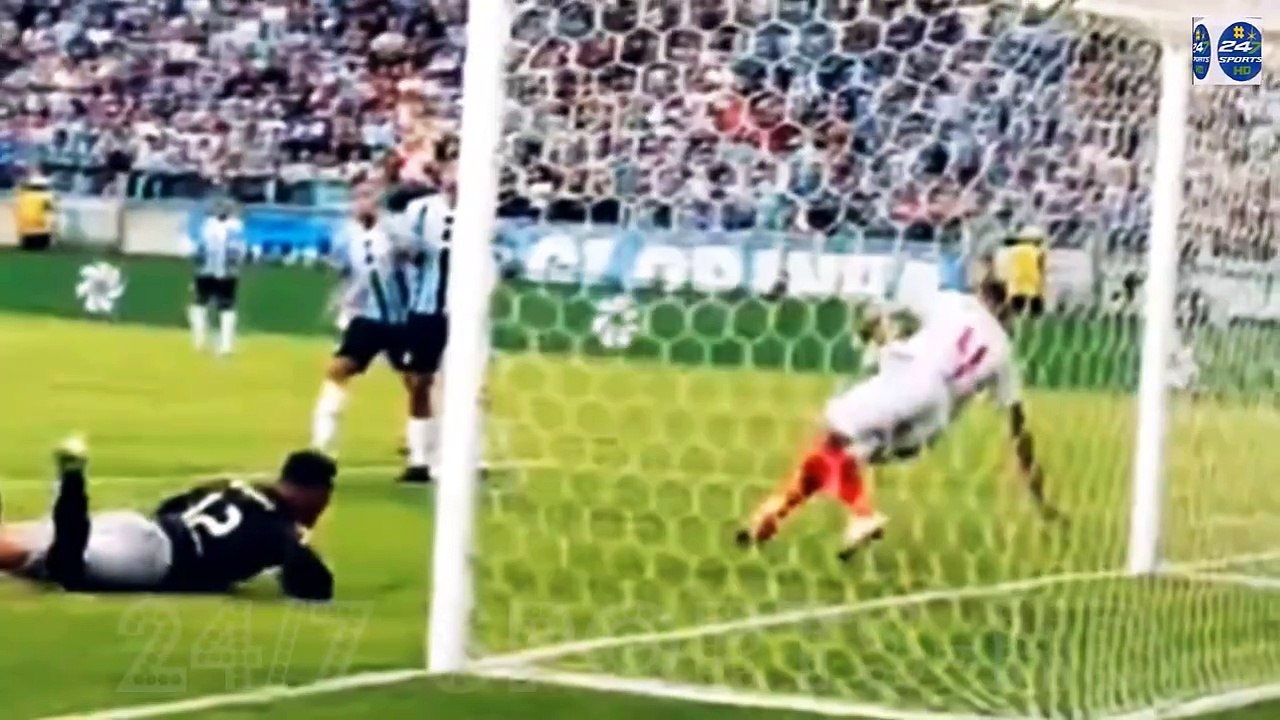 Luis Suárez Has Scored a Hat Trick on His Debut for Gremio in just 38 Minutes against São Luiz