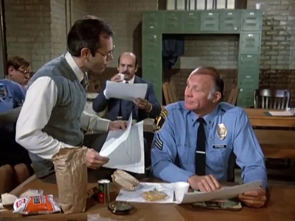 Hill Street Blues - Se1 - Ep12 - I Never Promised You a Rose, Marvin HD Watch