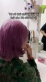 Cô gái nhộm tóc tím cho cụ bà đón Tết
