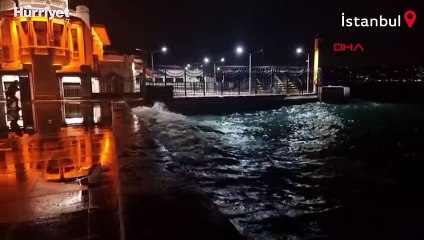 İstanbul'da deniz ulaşımına lodos engeli
