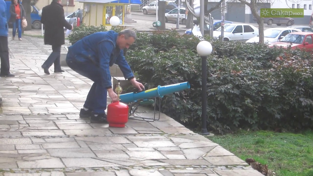 Гонят гарги с газово оръдие, 2015