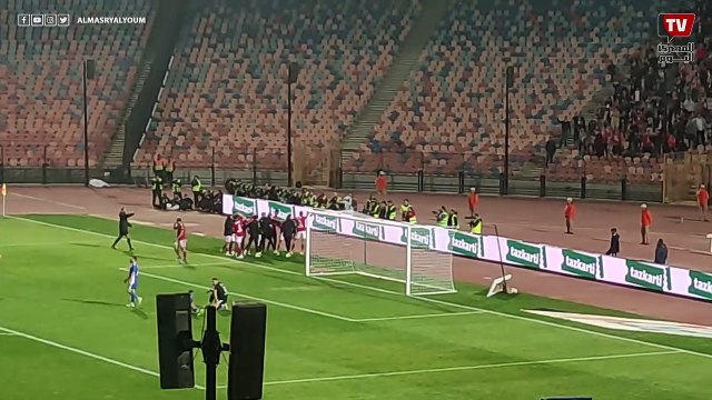 الولا ولا أهو محمود كهربا أهو».. جمهور الأهلي يتغني بكهربا بعد تسجيله الهدف الثالث في مرمى سموحة»