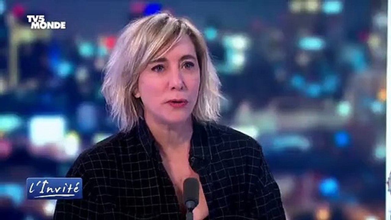 "Une façon de décrédibiliser la parole de l'enfant" : Andréa Bescond accuse "L'affaire d'Outreau" sur France 2