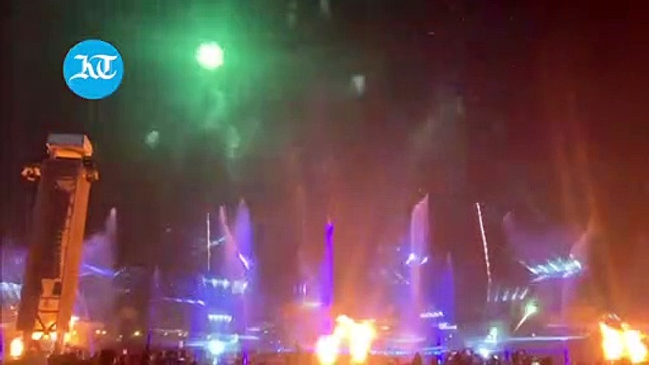 Fountain and fireworks show in Dubai