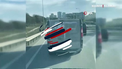 Pes dedirten rahatlık: Kamyonet ambulansa asla yol vermedi!