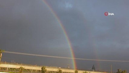 Yağmur sonrası çıkan gökkuşağı mest etti