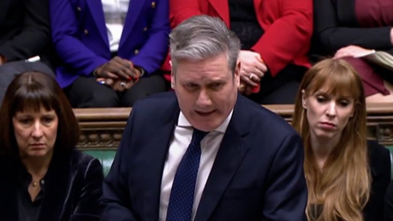 Keir Starmer asks Rishi Sunak to apologise over ‘lethal chaos’ in NHS under his watch