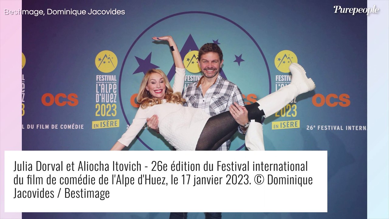 Franck Dubosc et Aure Atika : Baise-main et délires, une petite culotte dévoilée à l'Alpe d'Huez