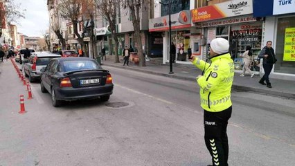 Aksaray'da hatalı parklara geçit yok: 43 araca 18 bin 748 TL ceza