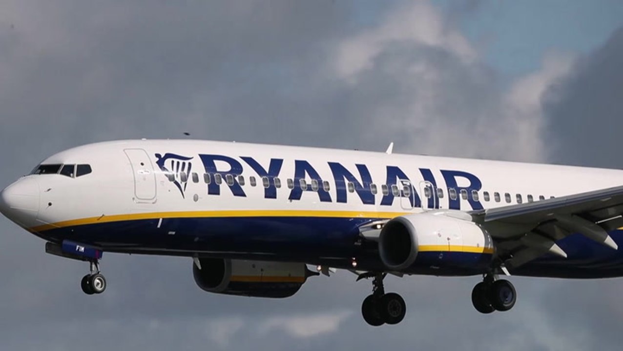 Ryanair launches six new routes from London airports after record bookings