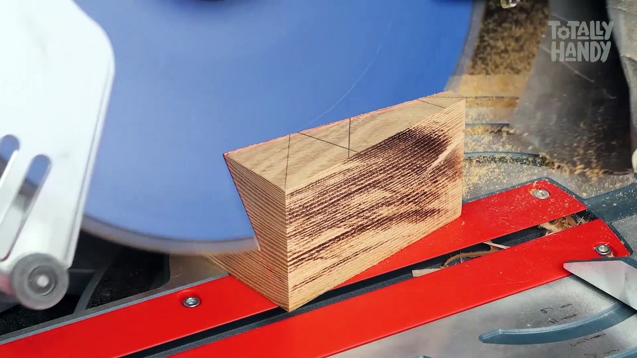Flower Pot that Floats in the Air | Woodworking Project