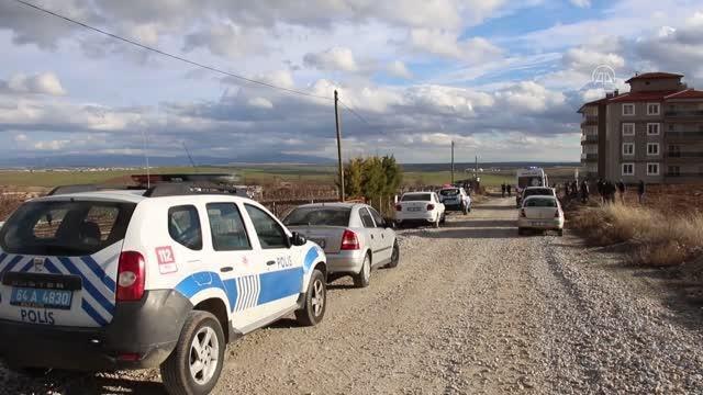 Tarla kenarında bulunan sırt çantasından bebek cesedi çıktı