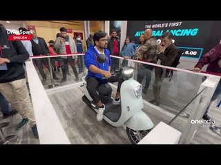 Video herunterladen: Auto Expo 2023: LIGER MOBILITY Auto- Balancing Scooter | Punith Bharadwaj | DriveSpark