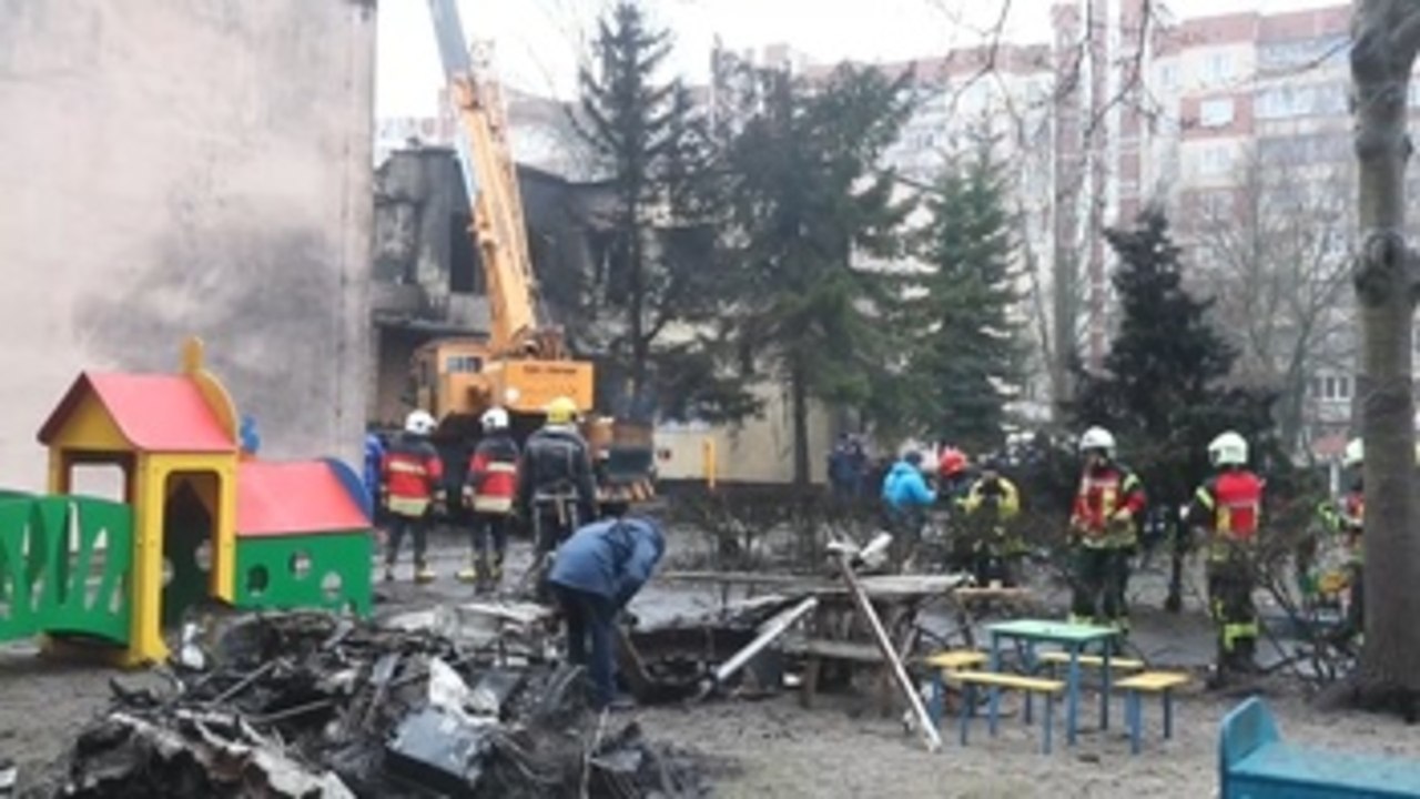 Mueren 14 personas en siniestro de helicóptero ministerial en región Kiev