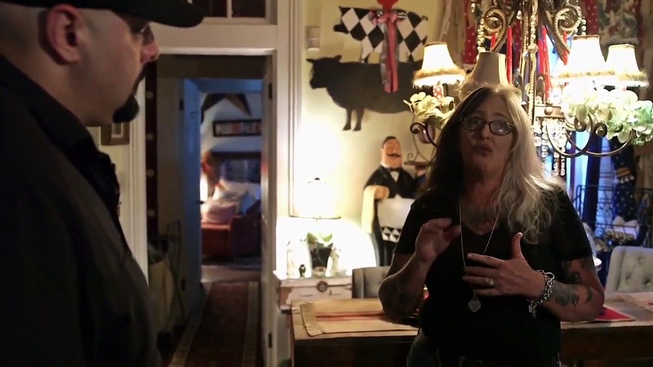 Haunting in the Heartland - Se1 - Ep03 - Descent Into Madness HD Watch