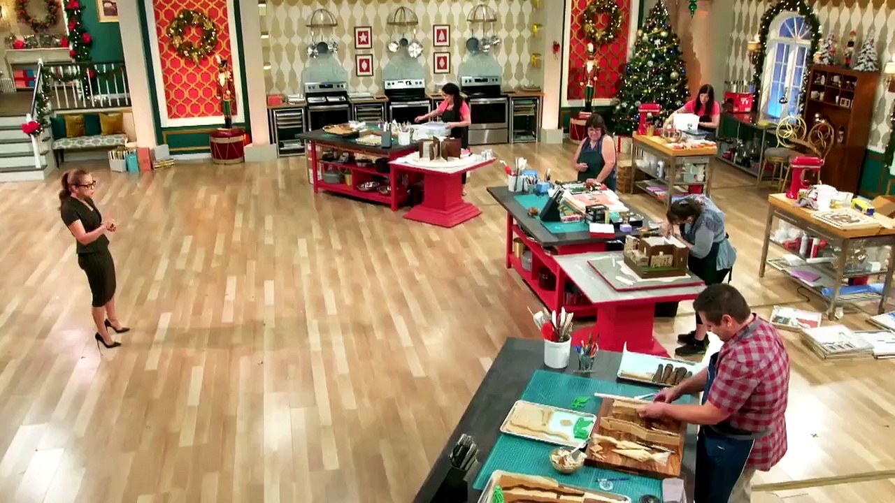 Holiday Gingerbread Showdown - Se1 - Ep03 - Santa's Most Incredible Workshop HD Watch