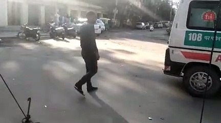 MESS BOYTCOTT : सात और जेल कार्मिक बीमार, जल त्याग की चेतावनी