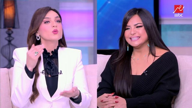 هدى بين نارين : مش كتاف الراجل بس اللي بالدنيا لو جوزي سند أشيل جزمته فوق راسي.. شوف ياسمين عز قالت لها إيه؟