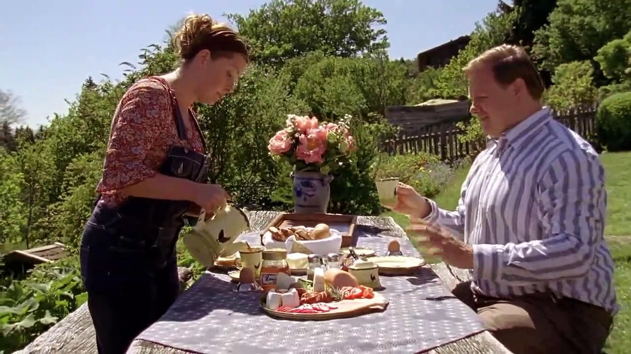 Die Rosenheim-Cops (226) Staffel 11 Folge 14 - Ein Fall von Blattschuss