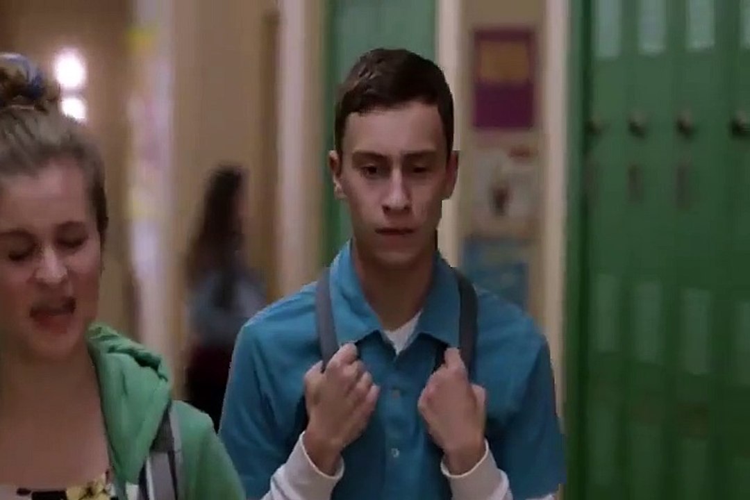 Atypical - Se1 - Ep05 - That's My Sweatshirt HD Watch