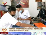 Miembros del Club de Lectura Hugo Chvez son favorecidos con medicamentos en Caracas