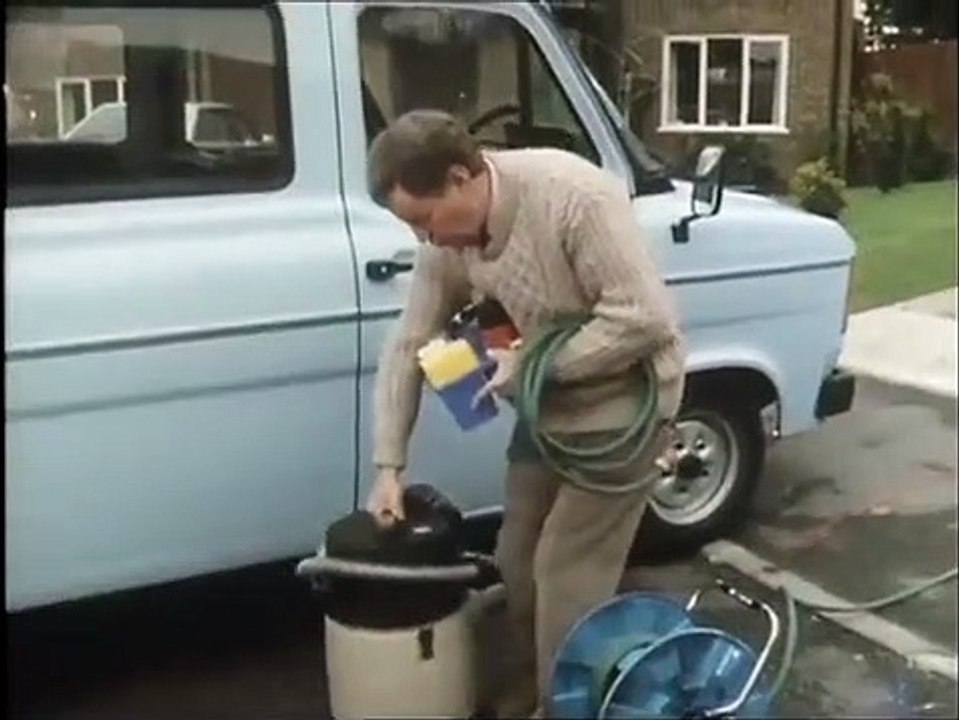 Ever Decreasing Circles - Se1 - Ep03 HD Watch
