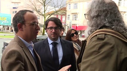 Ministro da Cultura recebido no Porto com desagrado por companhia de teatro