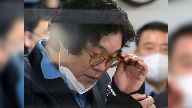[뉴스라이브] 檢 김성태 前 회장 구속영장 청구...구속 가능성은? / YTN
