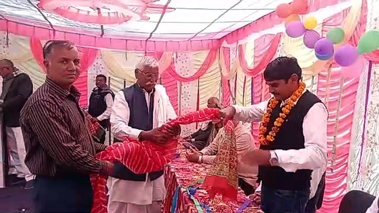बच्चों ने दिए वा​र्षिकोत्सव में रंगारंग कार्यक्रम